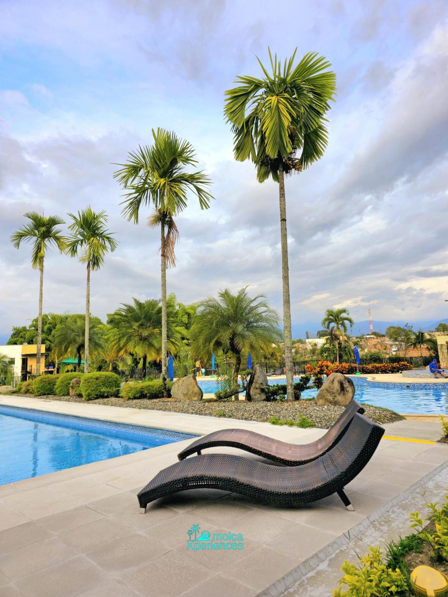 Apartamento Privado Vacacional A 5M Del Aeropuerto, 20 Minutos Del Parque Del Cafe Y Centro De Armenia Con 4 Piscinas, 3 Jacuzzi, Sauna By Molca Xperiences 2H Ngoại thất bức ảnh